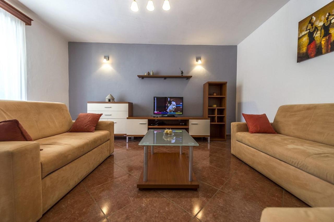 Spacious Three-Bedroom Villa Balun With Pool Poreč Eksteriør bilde
