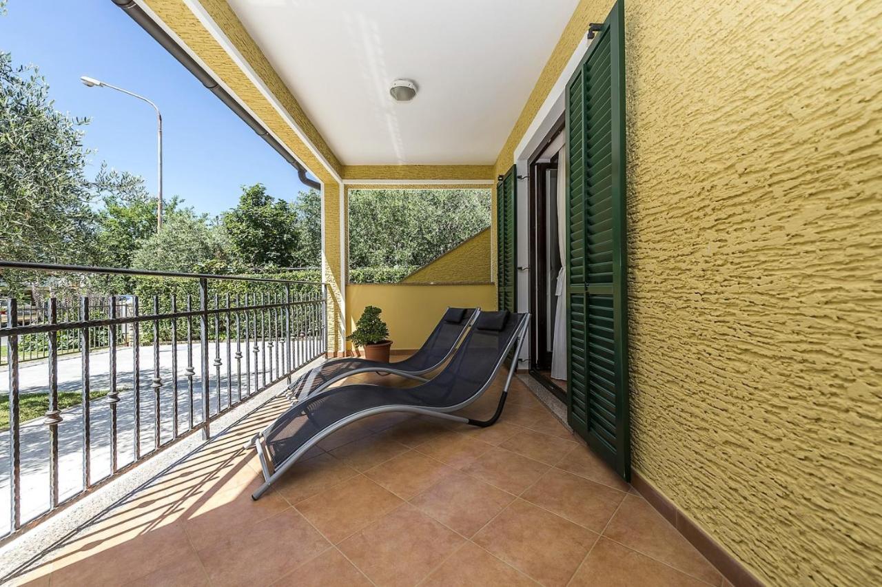 Spacious Three-Bedroom Villa Balun With Pool Poreč Eksteriør bilde