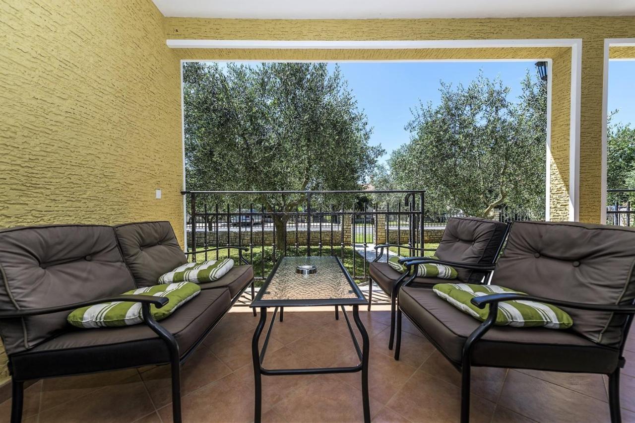 Spacious Three-Bedroom Villa Balun With Pool Poreč Eksteriør bilde